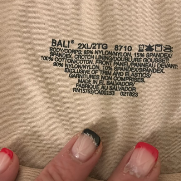 Bali firm control shaping brief NWT - Picture 5 of 5